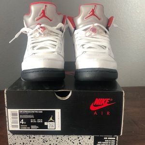 COPY - Air jordan 5 retro (GS) size 4